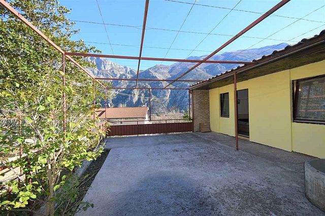 House with two bedrooms in Kotor — photo 10